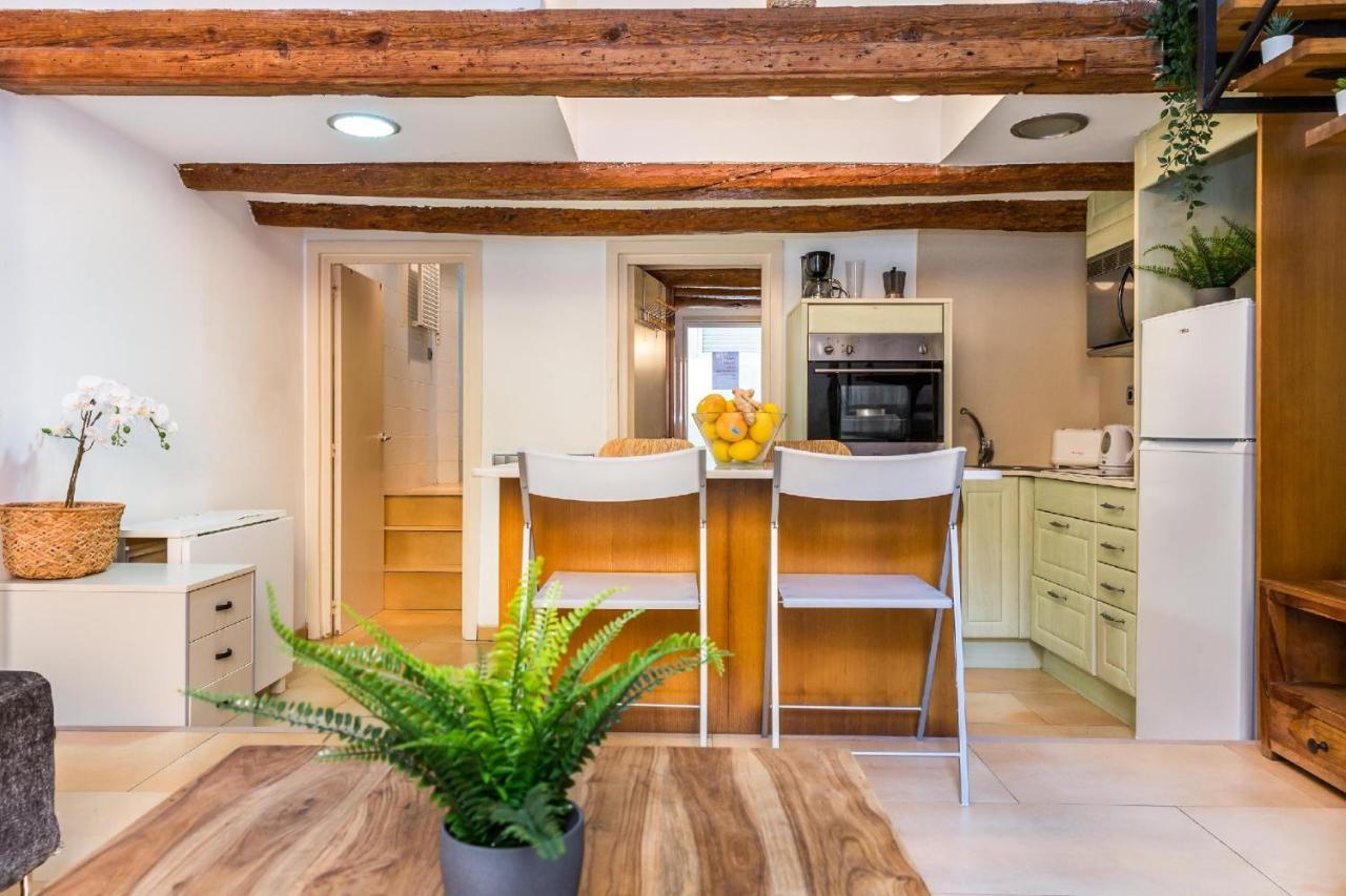 ברצלונה Fridays Flats Dreamy Duplex - Stylish Beach Loft מראה חיצוני תמונה